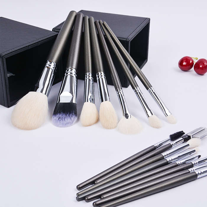 Dongshen 15pcs makeup brush set wholesale top quality goat hair wooden handle private label beauty cosmetic brush