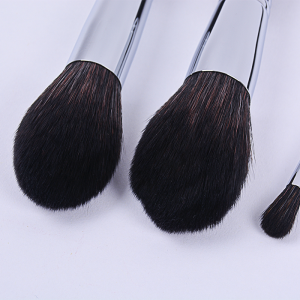 Set di pennelli per trucco in legno Dongshen 12 pezzi Kit di strumenti per il trucco di bellezza per pennelli cosmetici neri per capelli sintetici di alta qualità