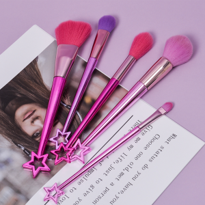 Dongshenin omien merkkien ainutlaatuinen meikkisivellin tukkukaupan tähden meikkisivellin värikäs violetti meikkisivellinsetti