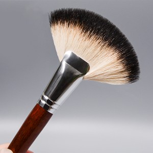 Fan Shape Powder Concealer Blending Finishing Utheving Makeup Brush Makeup Art Brush