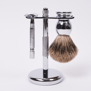 Wholesale high quality shaving set super badger hair shaving brush metal condom razor and stand for men’s daily shaving