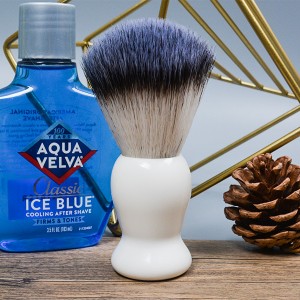 Escova de barbear volumosa de cabelo sintético profissional durável e barata com cabo de plástico para cuidados masculinos