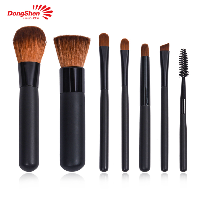 7pcs brown vegan synthetic hair black handle mini makeup brush set (1)