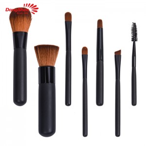 7 pcs brown vegan synthetic hair black handle mini makeup brush set