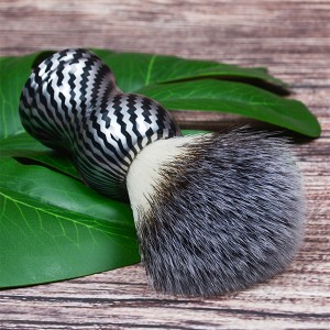 DM Etichetta privata di alta qualità strisce zebra manicu in plastica capelli sintetici spazzola da barba da uomo spazzola da barba personalizzata