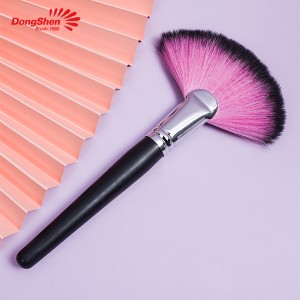 Fan Shape Powder Concealer Blending Finishing Highlighter Highlighting Makeup Brush แปรงทาเล็บสำหรับแต่งหน้า