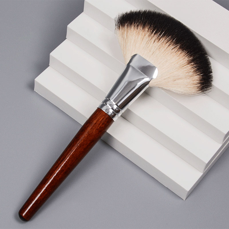 High Performance  Eye Brushes - Luxury private label Cosmetic brush goat hair wood Handle fan brush custom logo powder makeup brushes wholesale – Dongmei