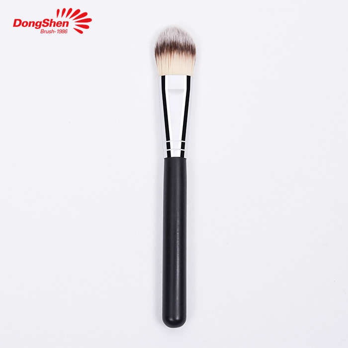 Eco-friendly high-quality synthetic hair wooden handle makeup liquid foundation brush (1)