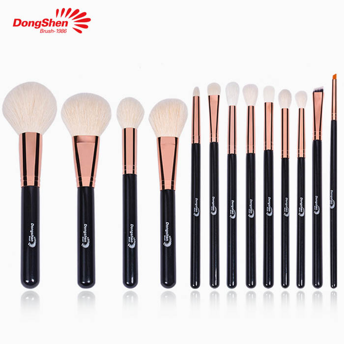 Exquisite professional makeup brush 13pcs skin-friendly elastic goat hair makeup brush with wooden handle Featured Image