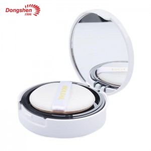 Professional makeup and easy to carry soft skin-friendly powder puff