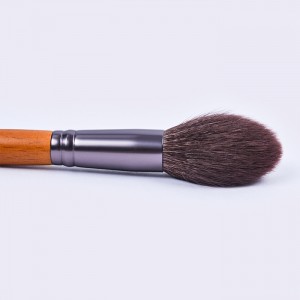 Dongshen Makeup Brush නිෂ්පාදකයා දැවෙන සුඛෝපබෝගී ඉලාස්ටික් එළු හිසකෙස් ලී හසුරුව කැපී පෙනෙන බුරුසුව