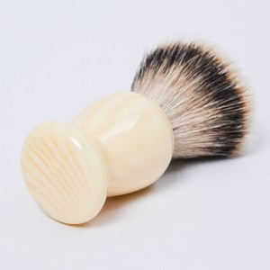 Dongshen grossist privat märke lyxiga naturliga silverspets grävling hår hartshandtag för män rakborste för våt ansiktsrakning