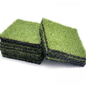 Piastrelle per pavimentazione in erba artificiale ad incastro per tappeti in erba artificiale patchwork verde per giardini paesaggistici all'aperto