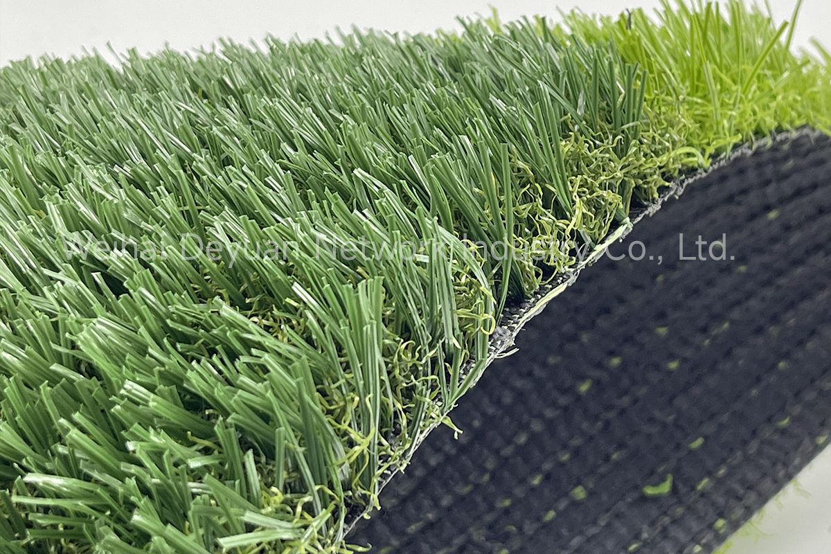 How to choose between filled artificial turf and unfilled artificial turf ?