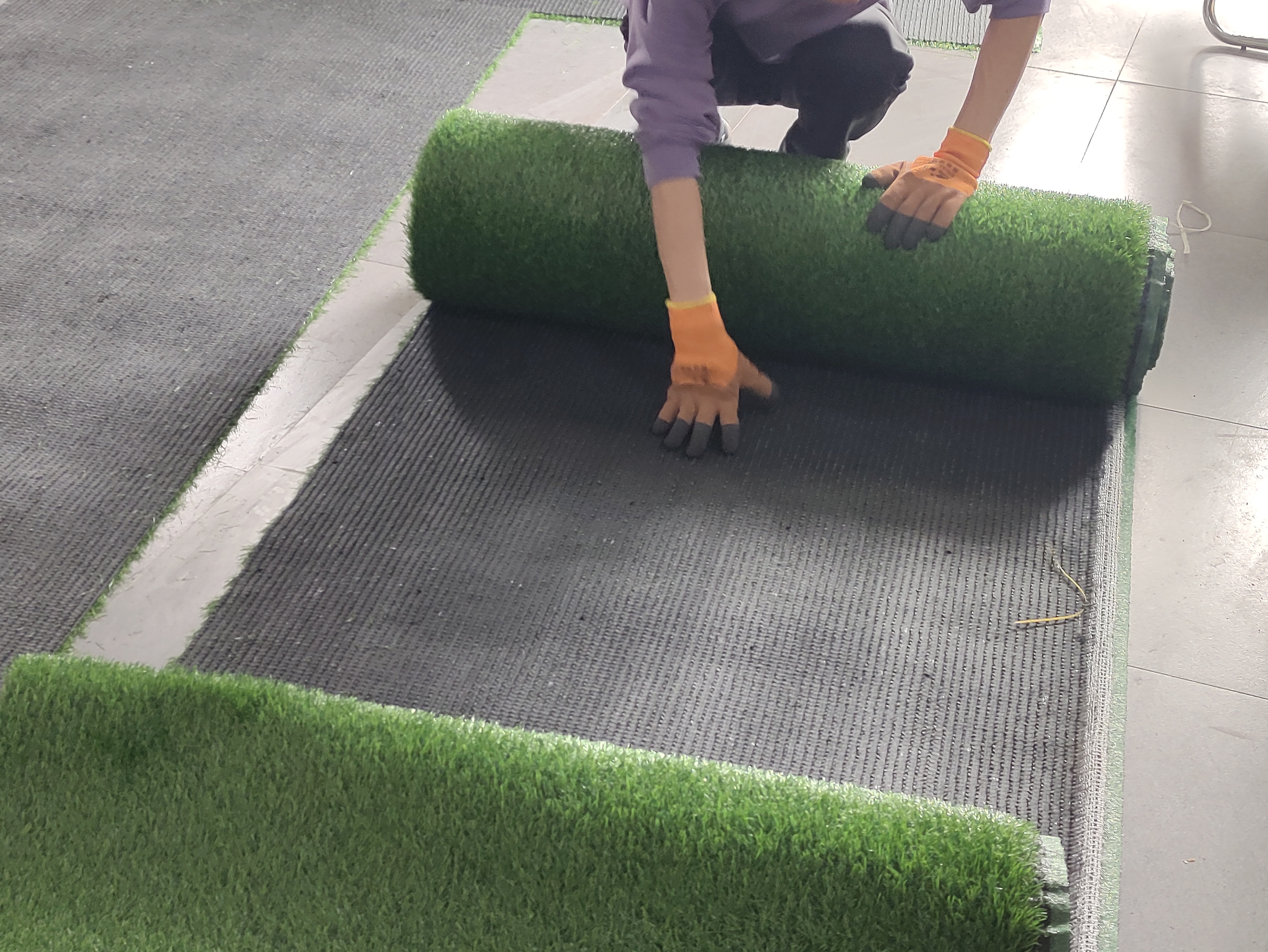 Precautions for construction of artificial turf
