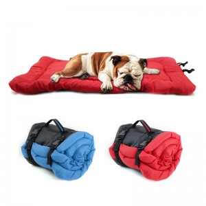 Outdoor Waterproof Travel Foldable Roll Up Dog Mat Beds