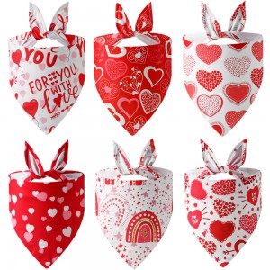 Venda por xunto de lindo colar de bandana triangular para mascotas do día de San Valentín