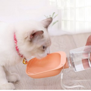 Kupa uji portativ për ushqim për kafshët shtëpiake të montuara në shishe uji