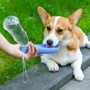 Portable Squeeze Type Outdoor Pet Drinking Cup