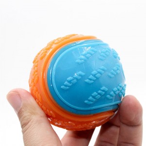 Matibay na Rubber Interactive Squeaky Dog Chew Toy Ball