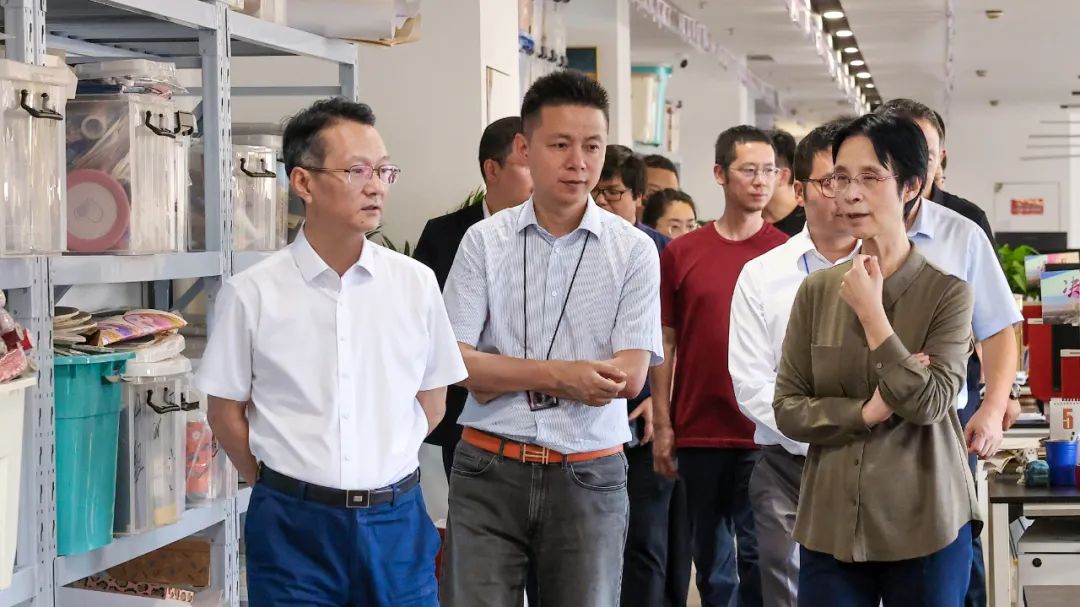 MU Group |Президентът на CIEA Xiaojuan Jiang посети Yiwu Company
