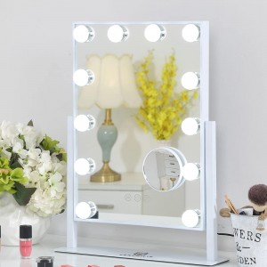 Apšviestas makiažo veidrodis, jutiklinis valdymas, pritemdomas šviesos nuimamas padidinimo dekoras