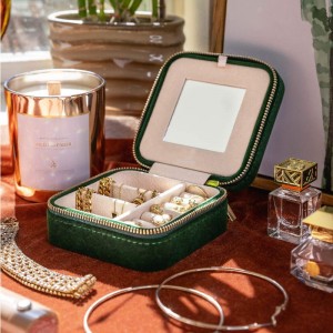Velvet Travel Travel Box Jewelry Organizer Парвандаи нигаҳдории сайёр барои занон бо оина