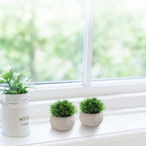 Gjelbërim artificial artificial i bimëve në vazo për dekorimin e tavolinave të shtëpisë