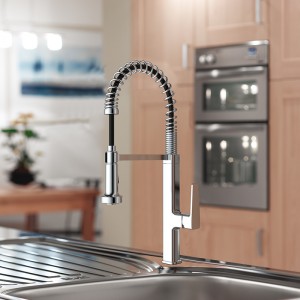 Semi-professional kitchen faucet with dual function spray head Commercial kitchen-faucet