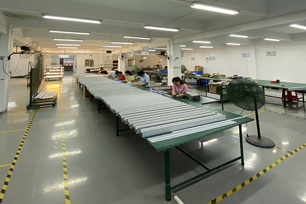 LED Linear Light Production and Aging-test