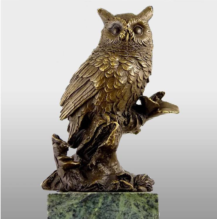 Table antique eagle head statue abstract animal bronze sculpture for decoration