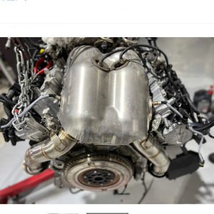 Bajante turbo para BMW M5 y M6 F10 F12 F13 S63 2011-2016