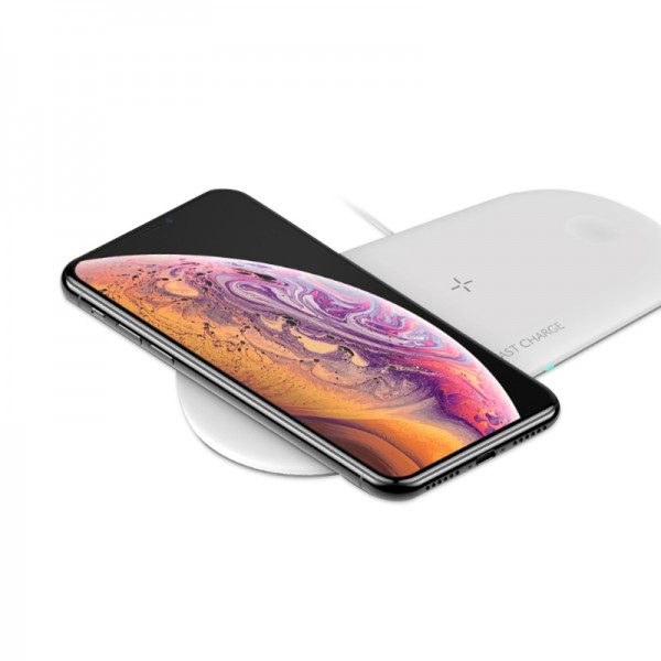 10W Wireless Multifunctional Portable Station Fast Charging Watch Magnetic Phone Dock 3 In 1 Qi Wireless Charger For Iphone 11