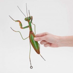 Praying Mantis Tree Hanger – Art Durabbli tal-Ġnien Peeker Yard – Dekorazzjoni tal-Ġnien Skultura tas-Siġra
