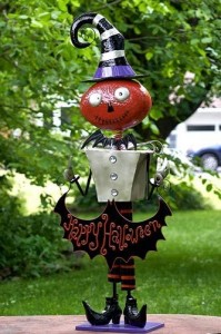 5 ft Tall Metal Pumpkin Head Witch 'Happy Halloween' Figurine Decoration