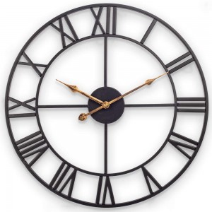 ساعة حائط مزخرفة ، ساعة أوروبية قديمة بأرقام رومانية كبيرة ، ساعة معدنية داخلية صامتة تعمل بالبطارية للمنزل وغرفة المعيشة والمطبخ والوعرة - 18 بوصة ، أسود كلاسيكي