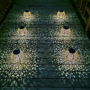 OEM-voorsiening China Teeligmetaal Mini Huislantern, Kersfees Huisversiering Lantern