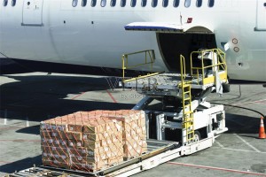 400 kg 20 kasser paraply Kina til Storbritannien med fly DDP