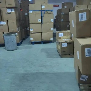7 cartóns 117 kg almacén de China a Amazon australiano BWU2 por aire + DDP expreso