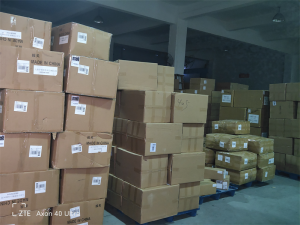 8 laatikkoa 153 kg Kiinasta GARDENA USA:han pikakuljetuksella