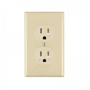 CW15 UL/Cul Listed TR-Weather Resistant 15Amp Duplex Outlet