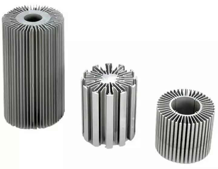 What is the difference between skiving and extrusion heat sink?