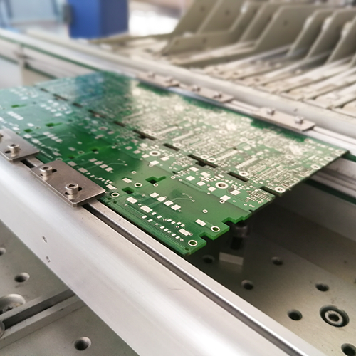 Proseduere en foarsoarchsmaatregels foar double-sided circuit board welding