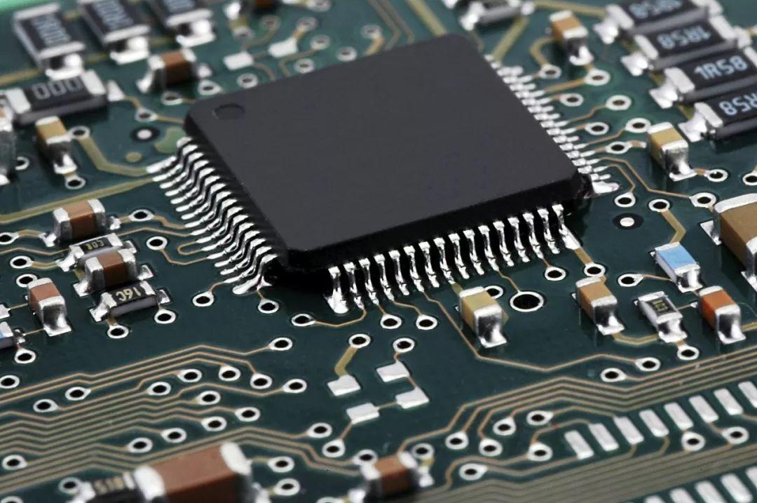 Gold, silver and copper in the popular science PCB board