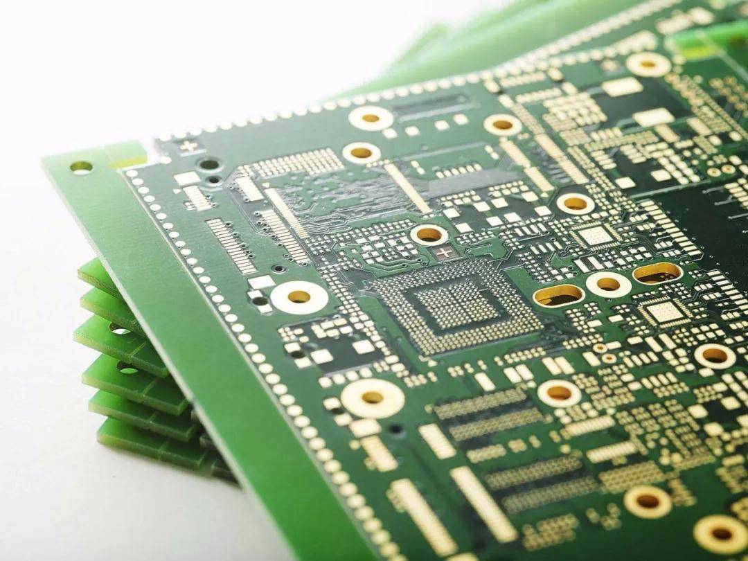 There are as many as 29 basic relationships between layout and PCB!
