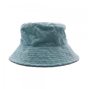 1 sombreiro de balde