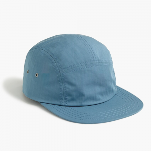 modrý snapback klobouk