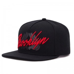 Czarna czapka z daszkiem w stylu hip-hopowym Brooklyn