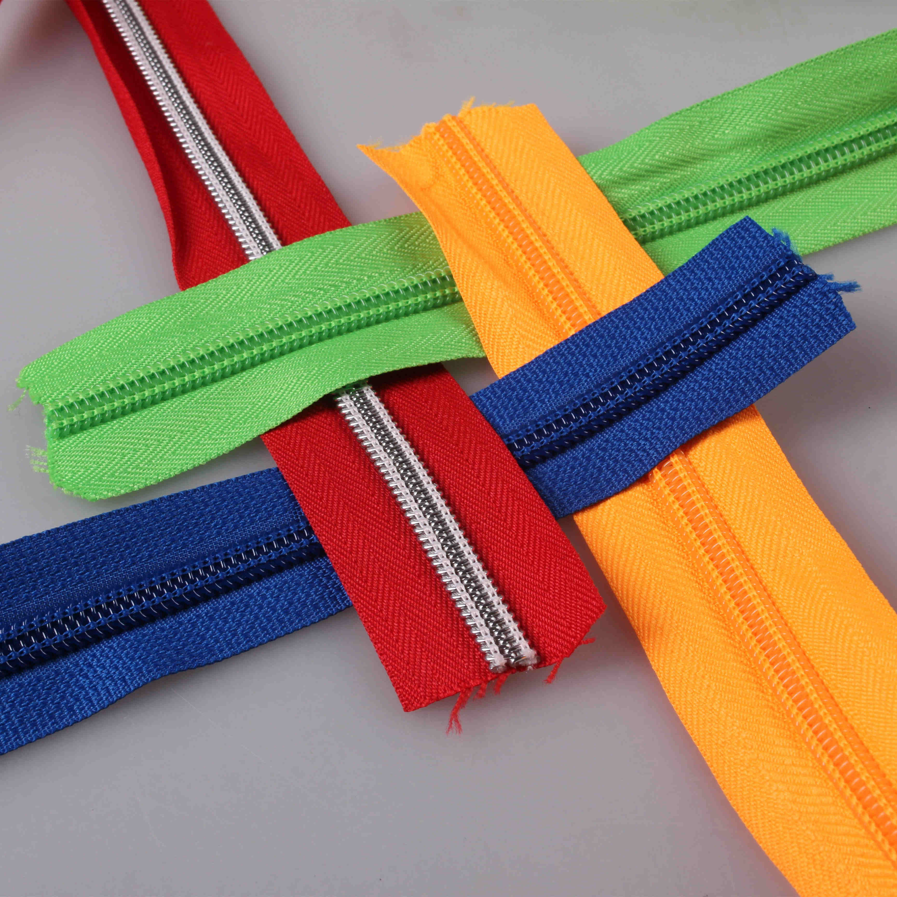 Sustainable eco friendly rpet recycled polyester zipper