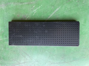 Panel curvado de metal perforado negro mate Material de artesanía para sala de exposicións de baño de cociña